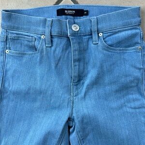 Like-new Hudson jeans